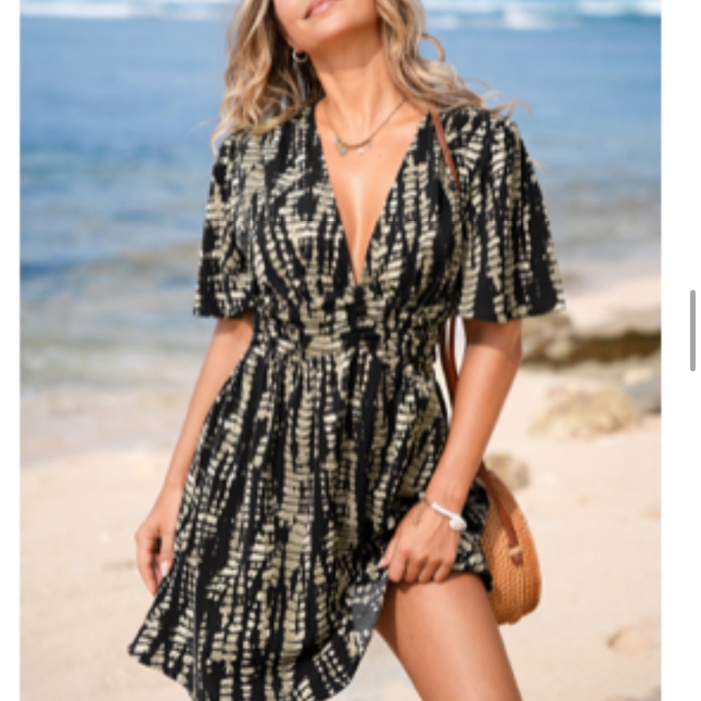 Chic Black and Cream Tie-Dye Dress